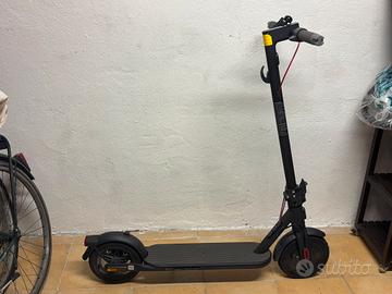 Monopattino elettrico 180€