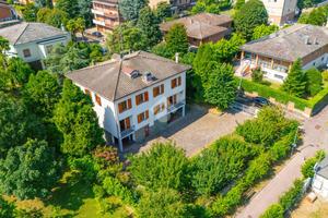 BIFAMILIARE A MODENA