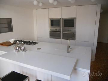 Cucina completa (Veneta Cucine)
