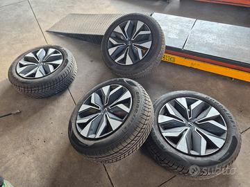 kit invernale gomme termiche 215 60 17