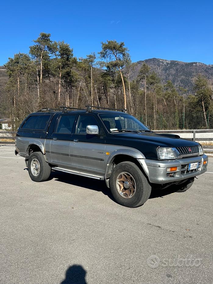 MITSUBISHI L200