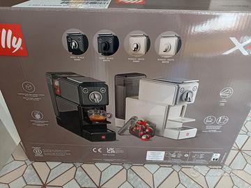 macchina caffè Illy x3
