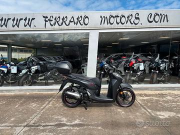 Honda SH 300 2017/ KM 65.000 Tuo a solo 21 Euro al