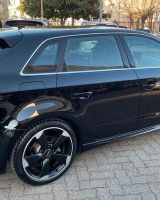 Audi A3 Tdi 4wd 184cv 2017 SLine interno - esterno