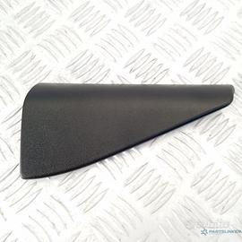 Copertura Triangolare Interna Specchietto Destro M