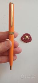 Penna sfera Montblanc collezione Pix arancione 