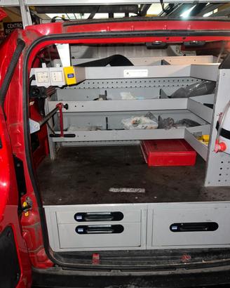 Scaffalatura cassettiera e portascala fiat fiorino