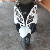 Kymco downtown 300i