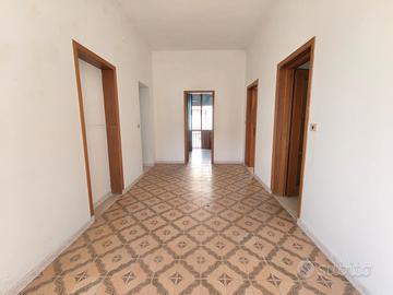 Semindipendente primo piano con terrazza