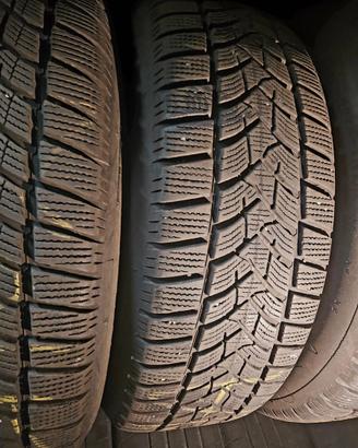 4 GOMME INVERNALI DUNLOP 225/65R17 - 106H + CERCHI