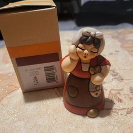 thun presepe classico donna con pesce