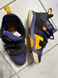 Scarpe Basket NBA Lakers taglia 35