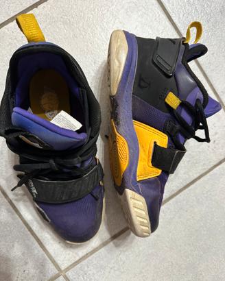 Scarpe Basket NBA Lakers taglia 35