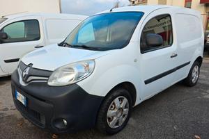 Renault Kangoo 110CV Diesel - 3 Posti.