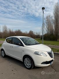 Lancia Ypsilon Ecochic 1.2 69 CV  11/2012 Neopat.