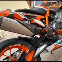 Duke 890r