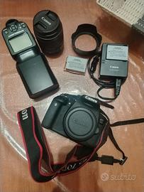 Canon 700D Obiettivo 18 55 flash paraluce batterie