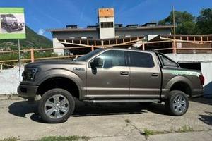 Ford F150 Lariat Super crew