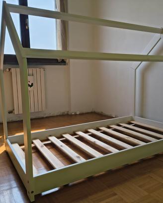 Lettino Montessoriano compreso di materasso