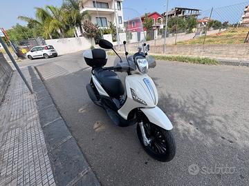 Piaggio Beverly 300 ie come nuovo