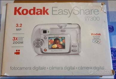 Macchina Fotografica/Video KODAK pari al NUOVO