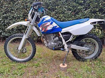 Yamaha TT 600 - 2001