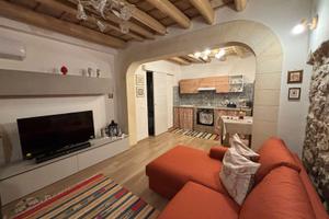 Bilocale con cortiletto a Erice Vetta