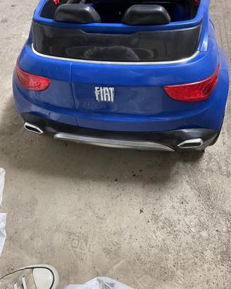 Auto elettrica per bambini
