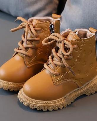 Stivaletti da bambino n. 24 beige/cammello