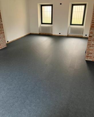 Pavimento o Pavimentazione in PVC 50 m^2