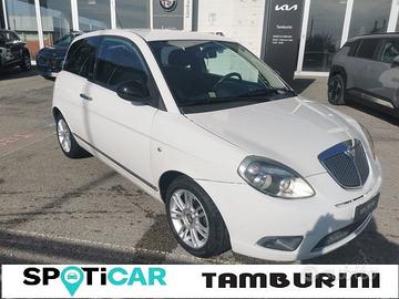 Lancia Ypsilon 1.2 69 CV Unyca