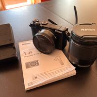 Nikon 1 J5 + 2 obbiettivi Nikkor