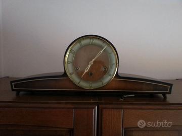 Westminster, antiquariato: orologio da camino