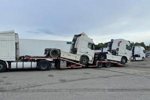 Aquisto tratori stradali e motrice