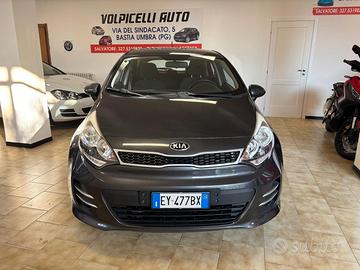 KIA RIO ANNO 2015 BZ 1.2 ADATTA NEOPATENTATI KM 13