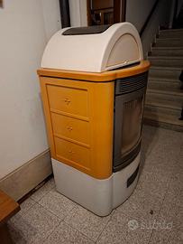 Stufa pellet piazzetta ceramica 15kw