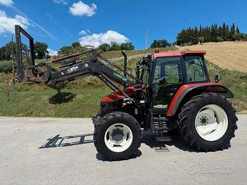 New Holland TS 100 con caricatore frontale Sigma4