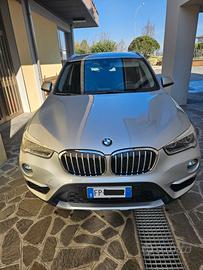 bmw  x1 18D xDrive xLine
