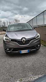 Renault  Scenic 