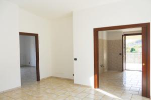 Trilocale completamente ristrutturato