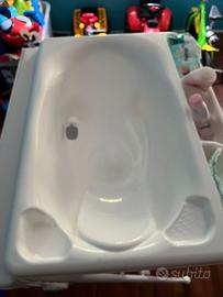 Fasciatoio con vaschetta