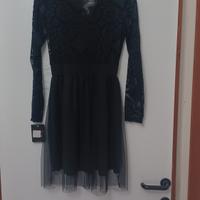 abito in pizzo e tulle 