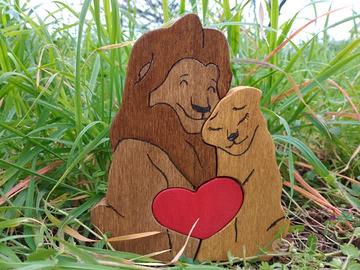 Coppia di leoni in legno