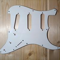 battipenna Stratocaster bianco