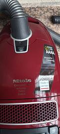aspirapolvere miele C3 