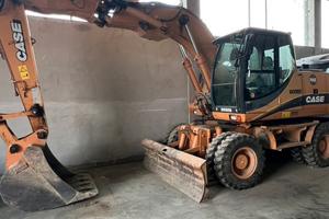 Escavatore Case wx165 targato