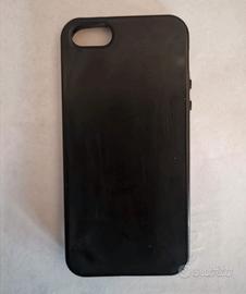 Cover in silicone rigida nera per iphone 5/5s