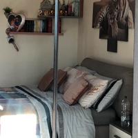 Letto matrimoniale grigio