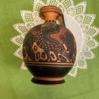 Anfora decorativa in stile greco antico