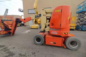 JLG E300 AJP ELETTRICO